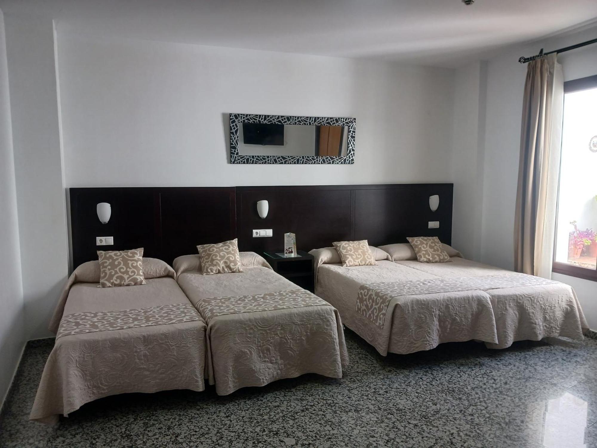 קורדובה Hotel De Los Faroles מראה חיצוני תמונה