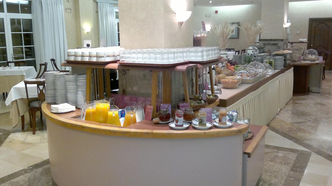 קורדובה Hotel De Los Faroles מראה חיצוני תמונה