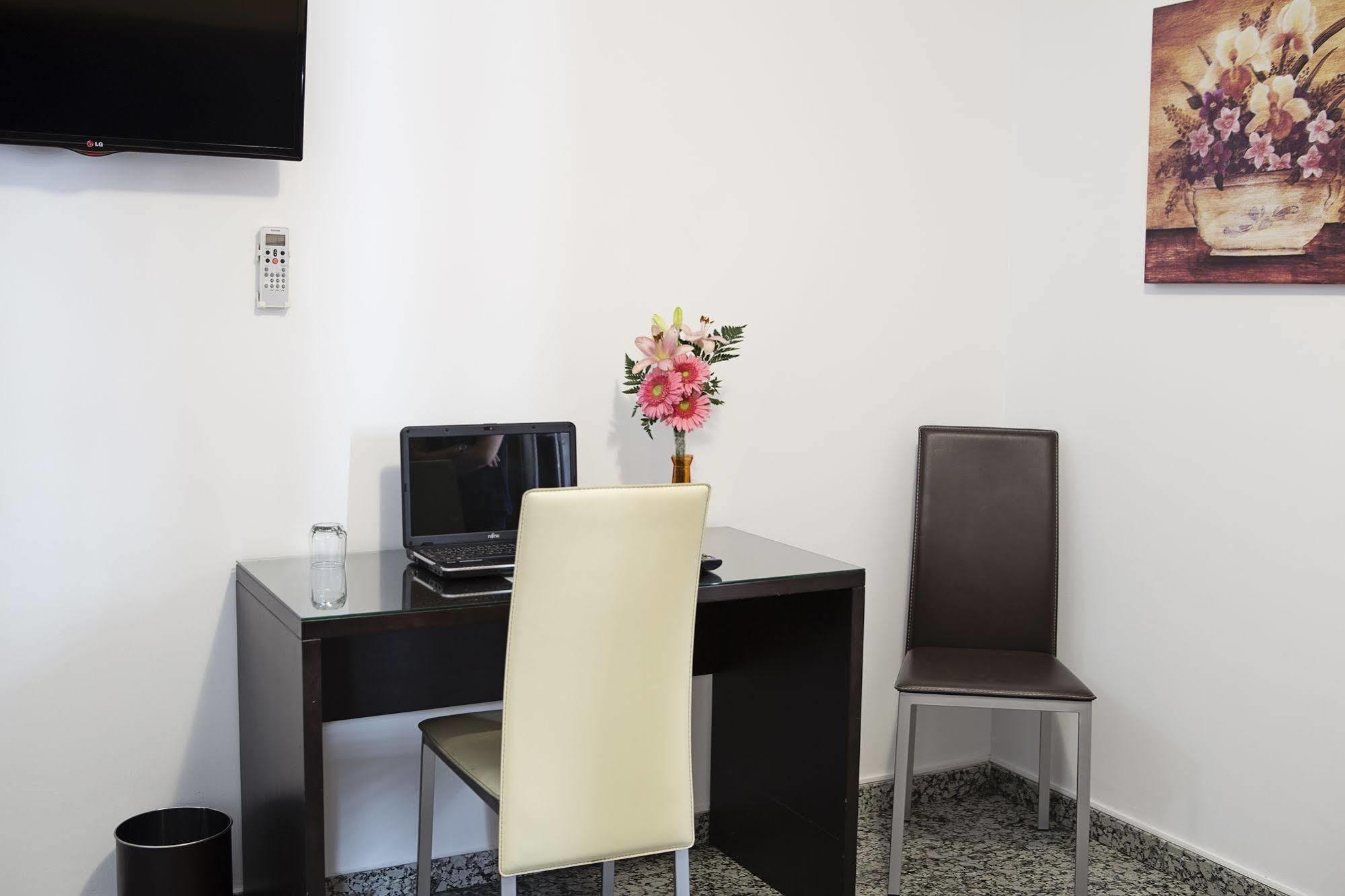 קורדובה Hotel De Los Faroles מראה חיצוני תמונה