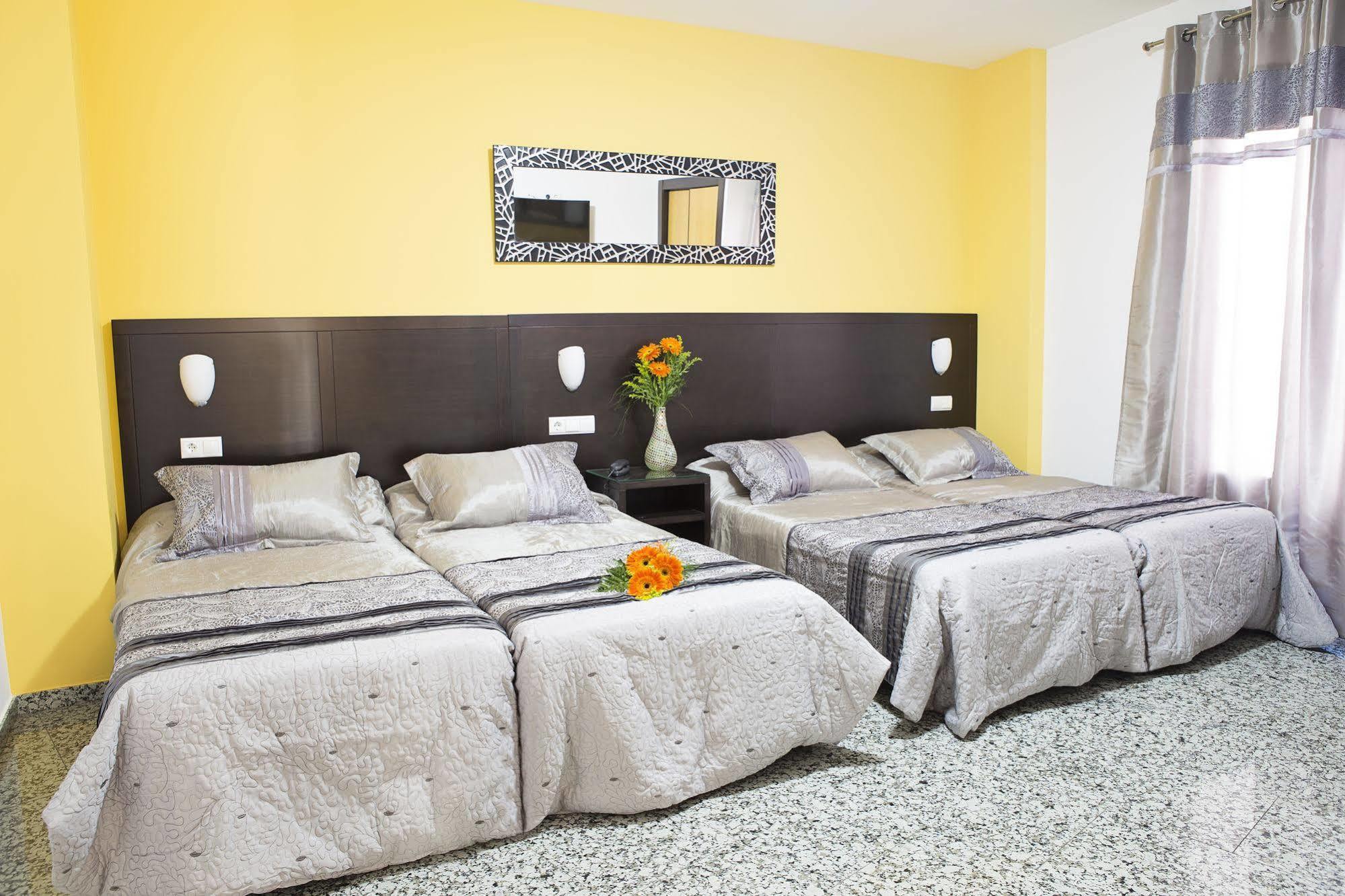 קורדובה Hotel De Los Faroles מראה חיצוני תמונה